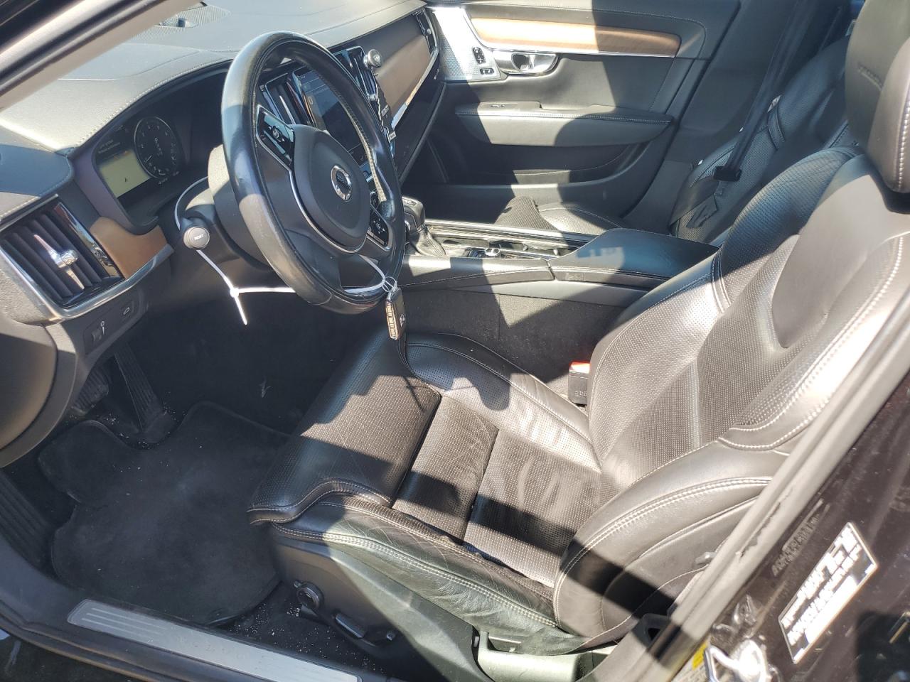 2017 Volvo S90 T6 Inscription VIN: YV1A22ML2H1003173 Lot: 72028345