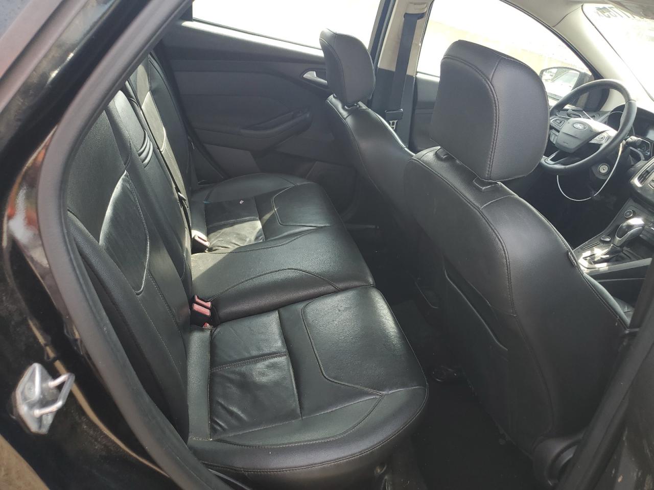 2016 Ford Focus Se VIN: 1FADP3F22GL371263 Lot: 84617785