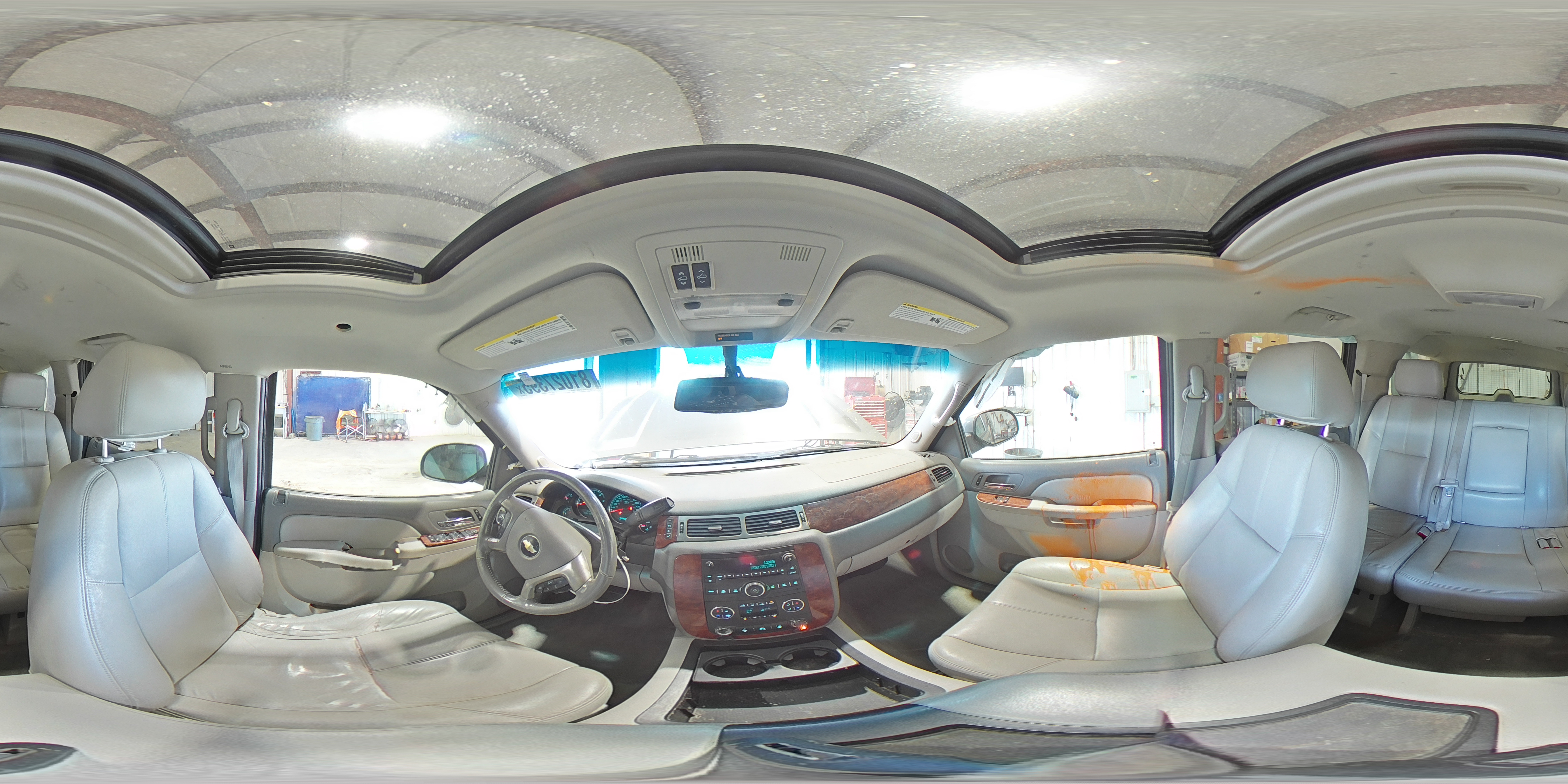 2012 Chevrolet Suburban K1500 Lt VIN: 1GNSKJE73CR302467 Lot: 81027395