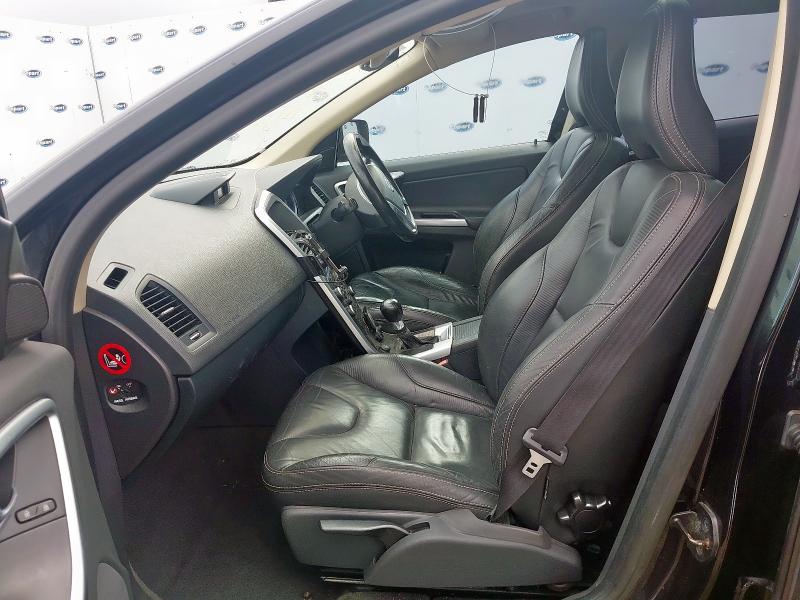 2010 VOLVO XC60 DRIVE R-DESIGN D3 
