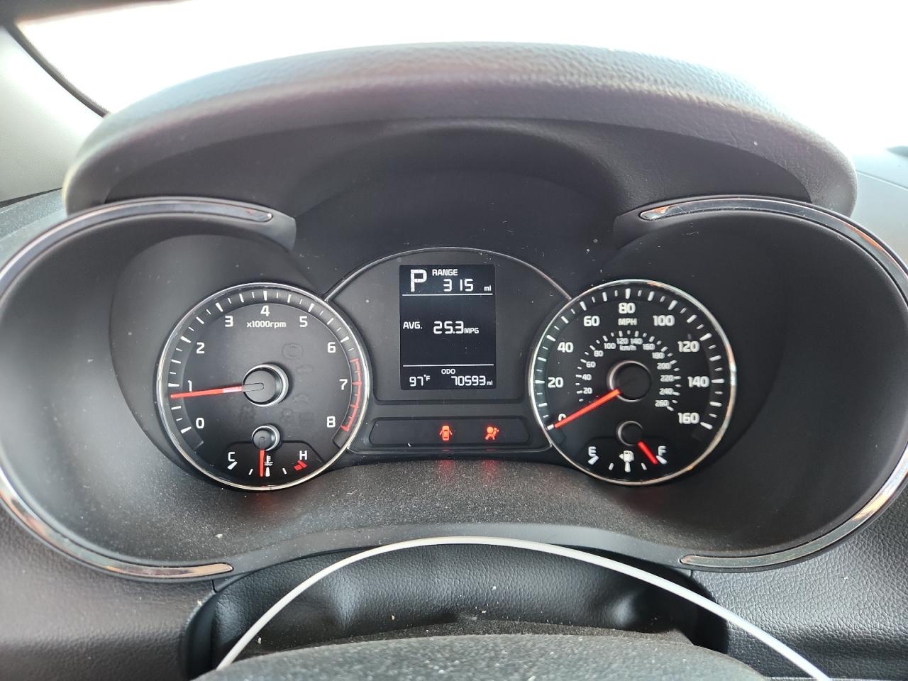 2018 Kia Forte Lx VIN: 3KPFK4A72JE164950 Lot: 81610165