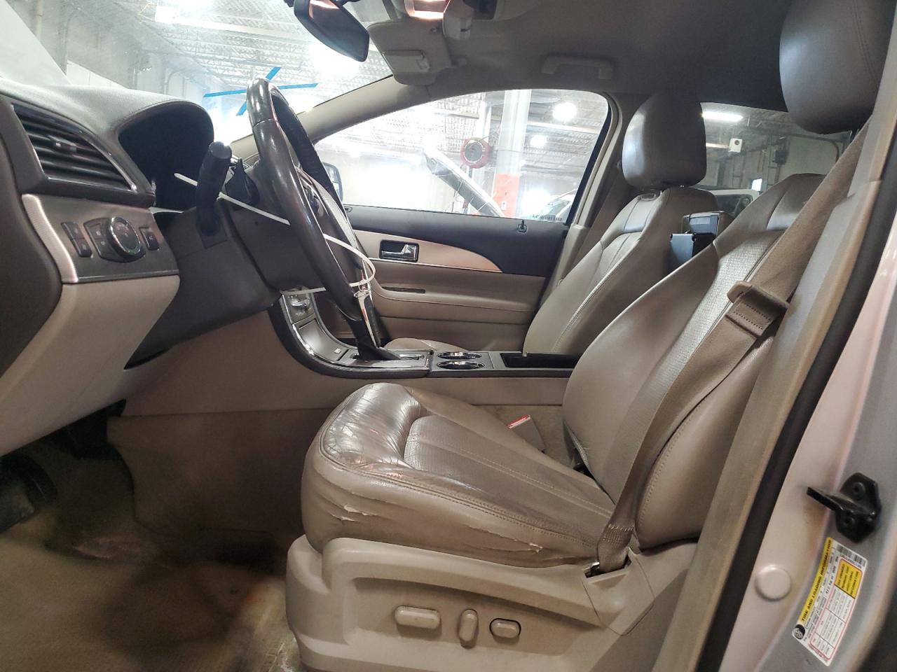 2013 Lincoln Mkx VIN: 2LMDJ8JK9DBL31869 Lot: 84400835