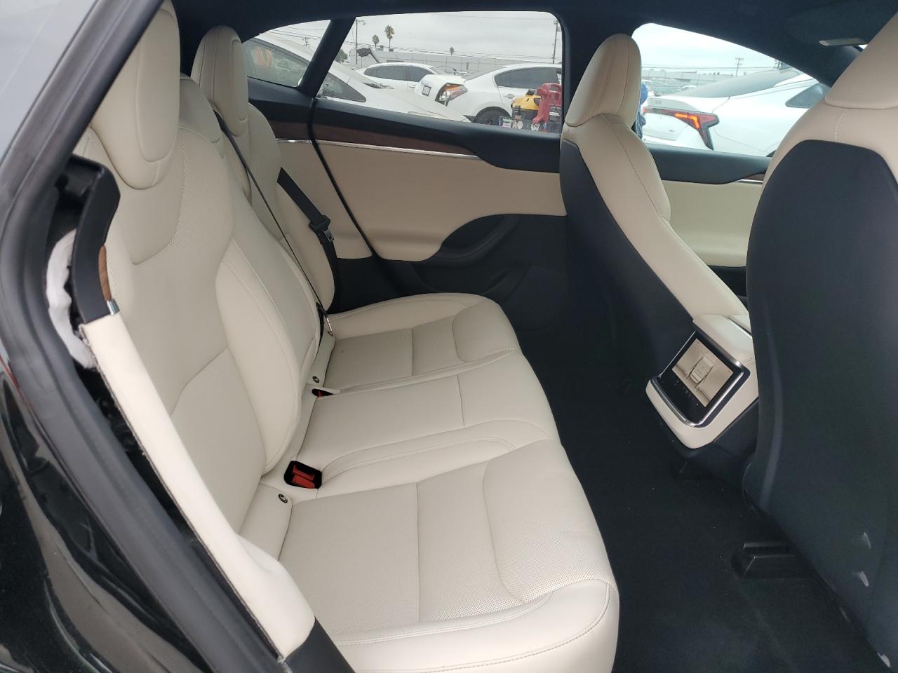 2022 Tesla Model S VIN: 5YJSA1E56NF482711 Lot: 83991555