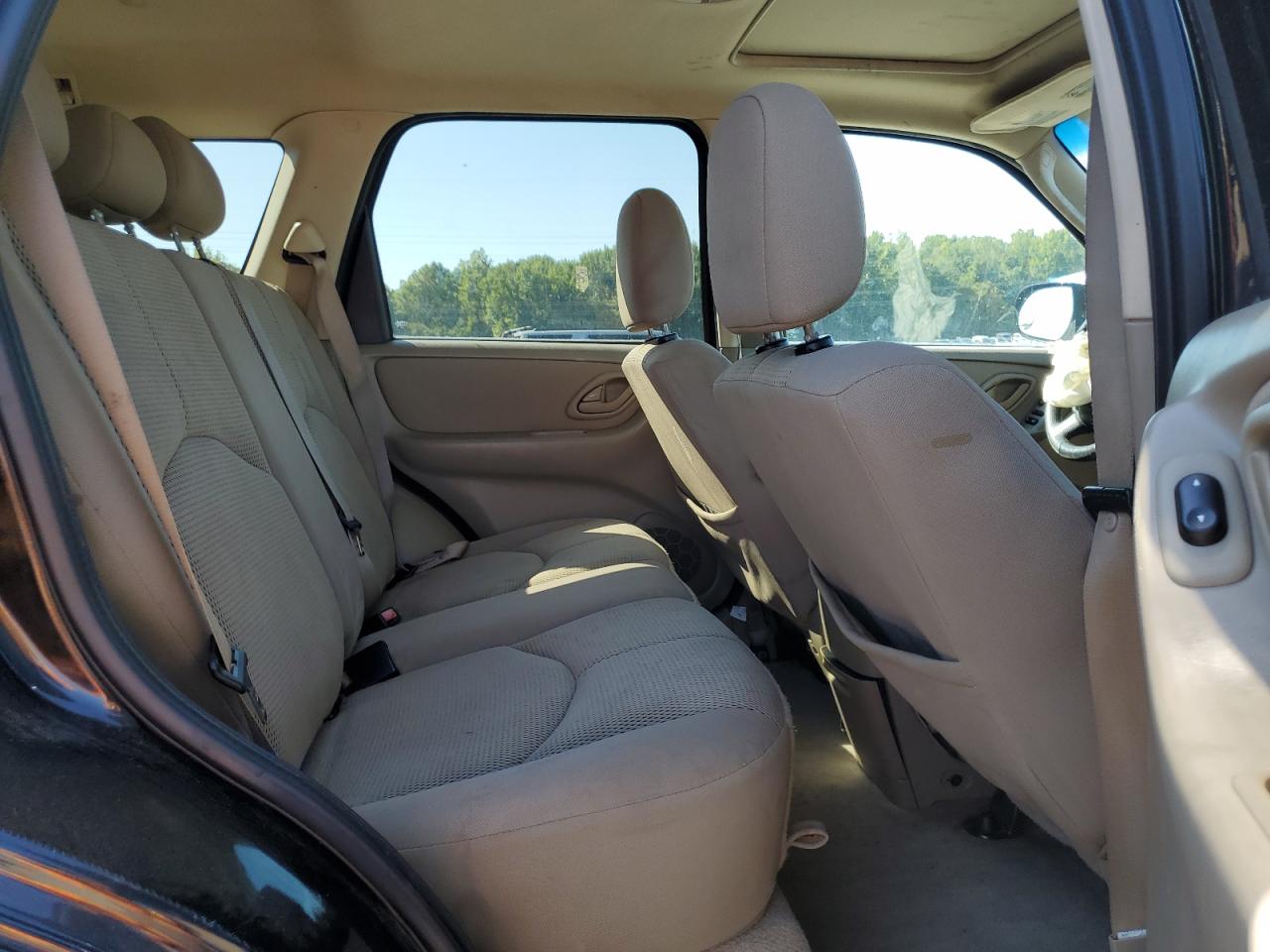 2005 Mazda Tribute S VIN: 4F2CZ94155KM50166 Lot: 84463955