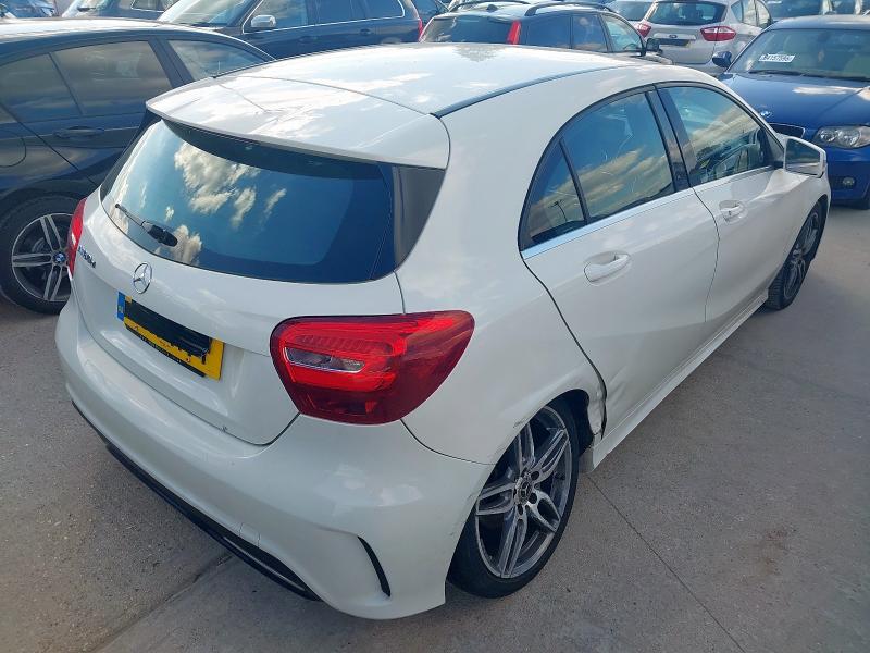 2017 MERCEDES-BENZ A 180 D AMG LINE 