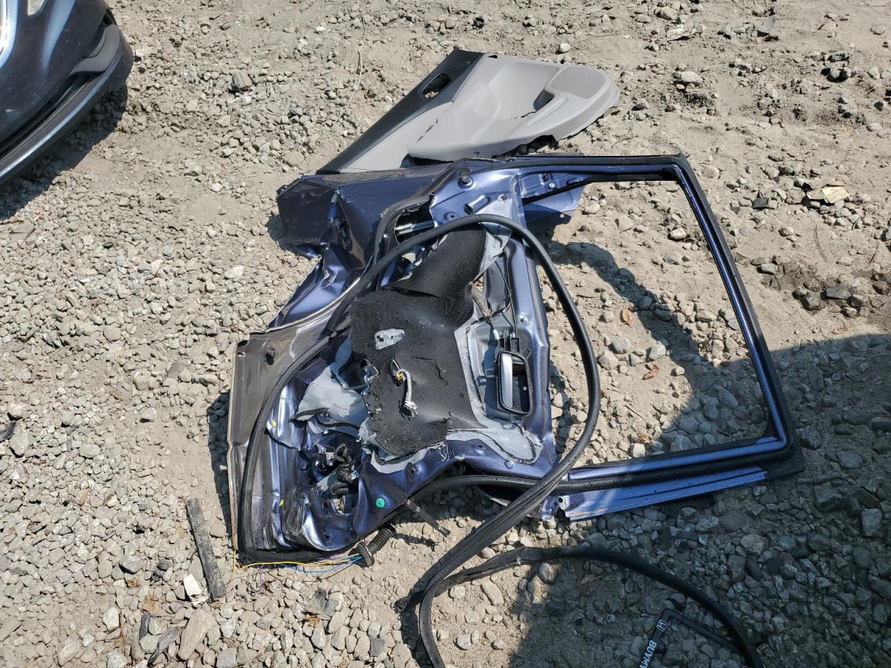 2014 Honda Cr-V Lx VIN: 3CZRM3H39EG714413 Lot: 81047655