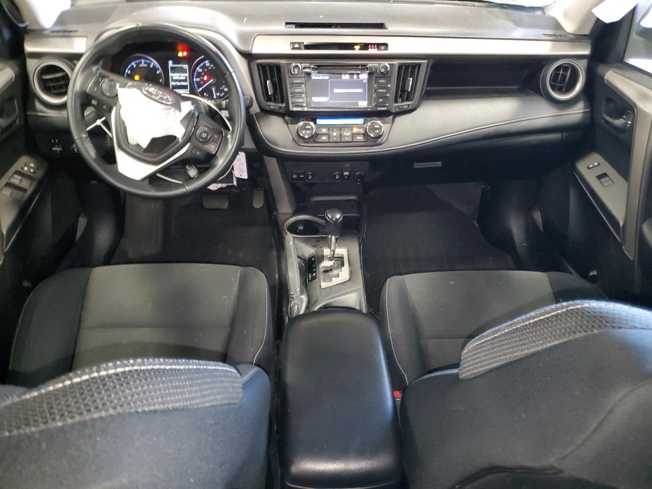2017 Toyota Rav4 Xle VIN: 2T3RFREV4HW555247 Lot: 81445885