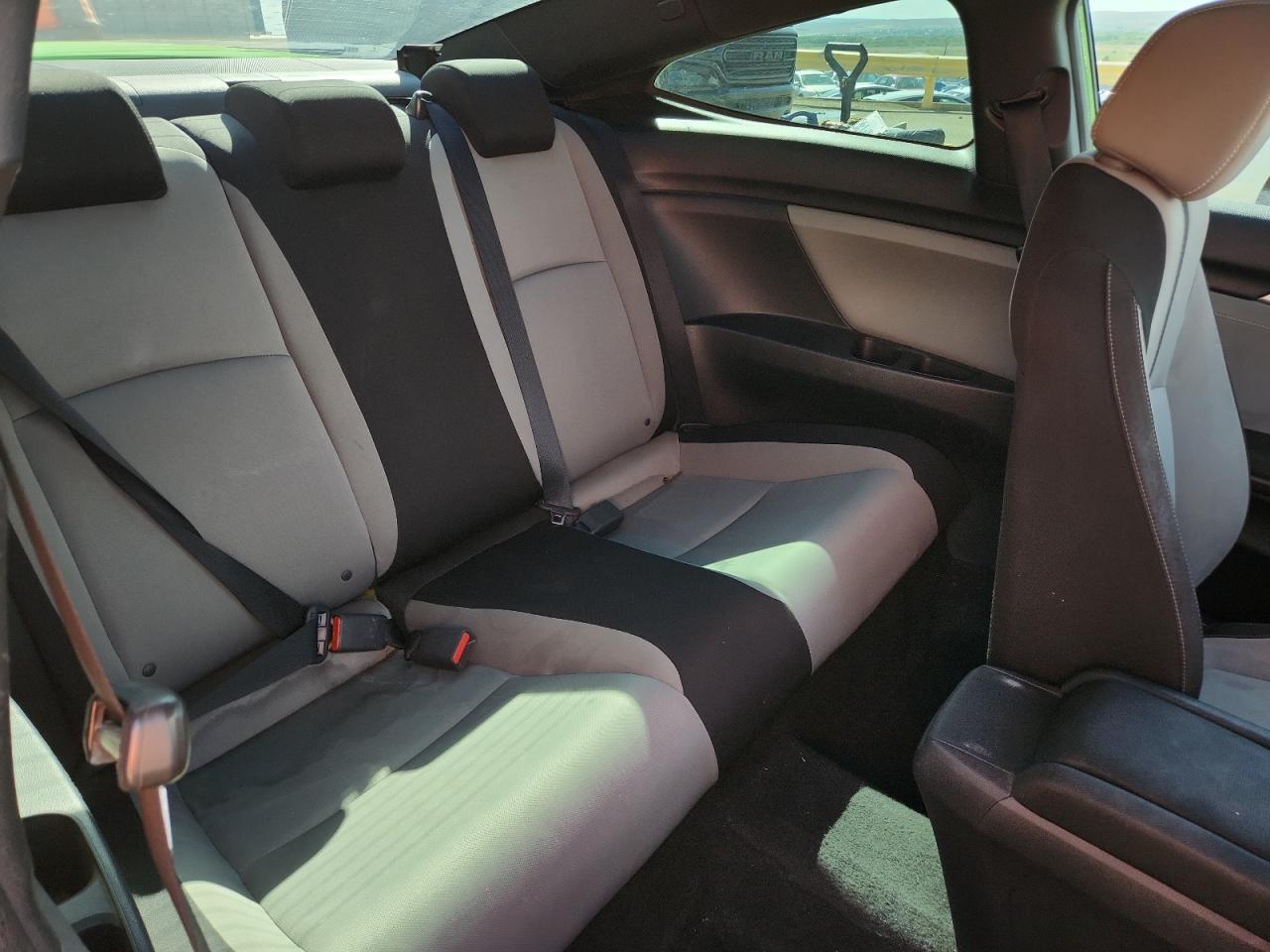 2016 Honda Civic Ex VIN: 2HGFC3B37GH360352 Lot: 80927045