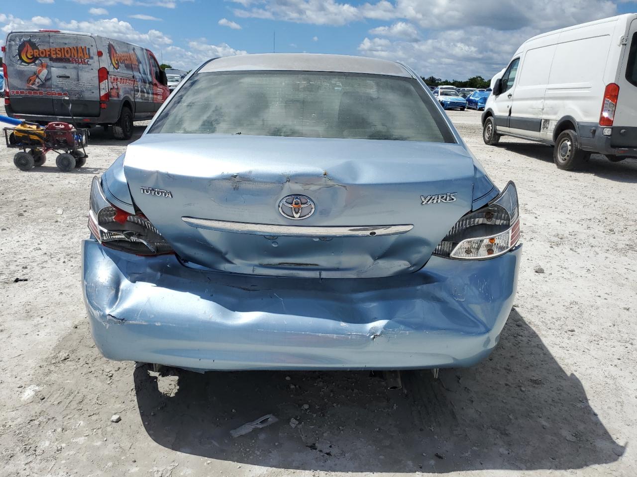 2010 Toyota Yaris VIN: JTDBT4K36A1391486 Lot: 84427245