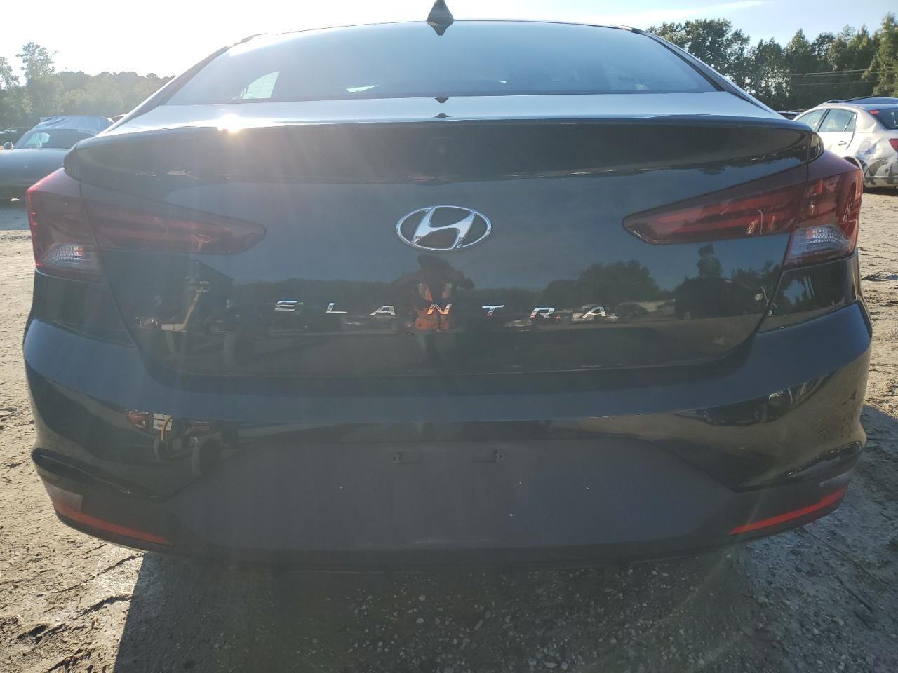 2019 Hyundai Elantra Sel VIN: 5NPD84LF4KH412929 Lot: 80836795