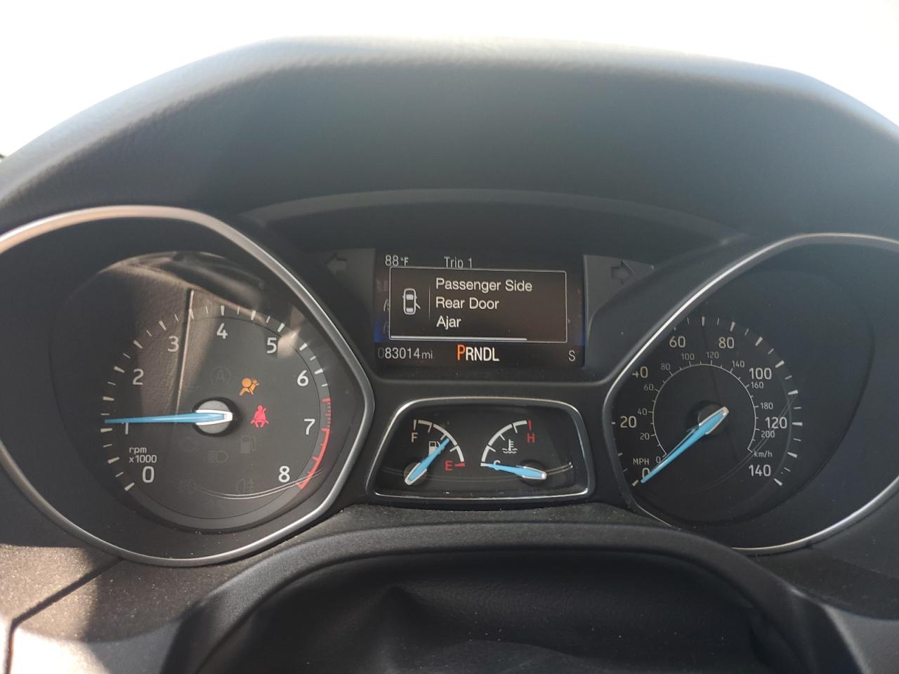 2017 Ford Focus Se VIN: 1FADP3F26HL203143 Lot: 81853275