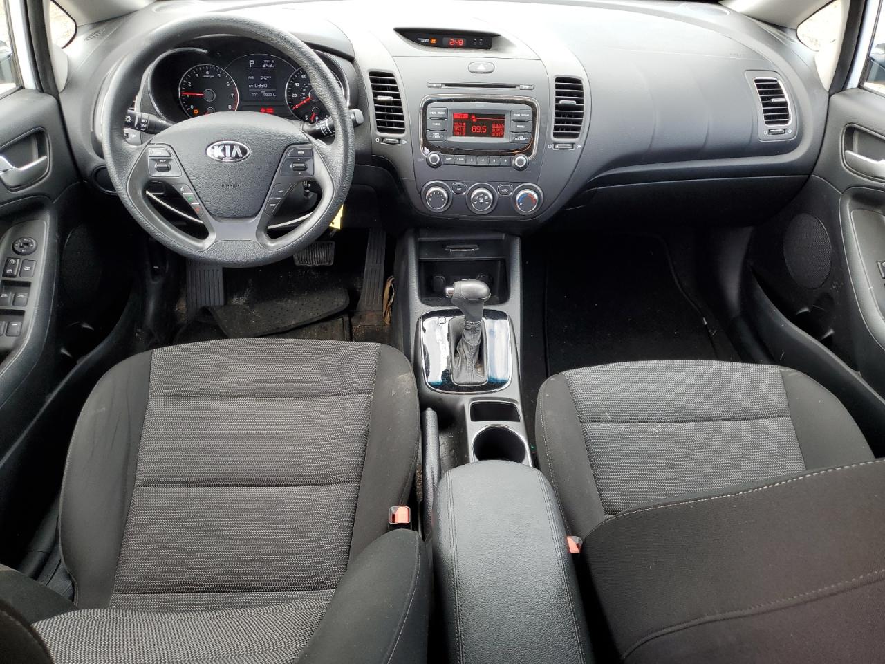 2017 Kia Forte Lx VIN: KNAFK5A84H5713730 Lot: 80881345