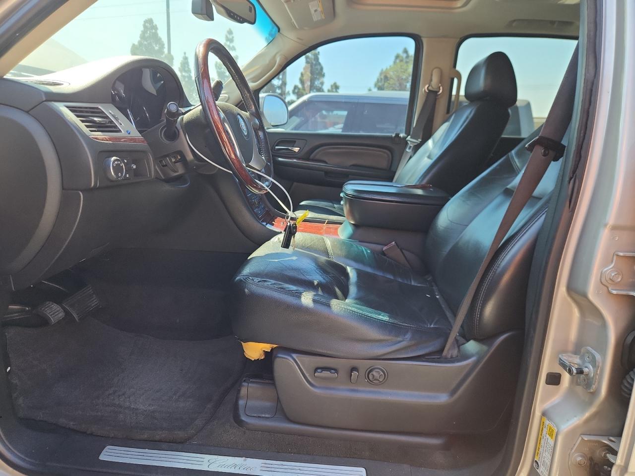 2007 Cadillac Escalade Esv VIN: 1GYFK66877R175270 Lot: 80450675