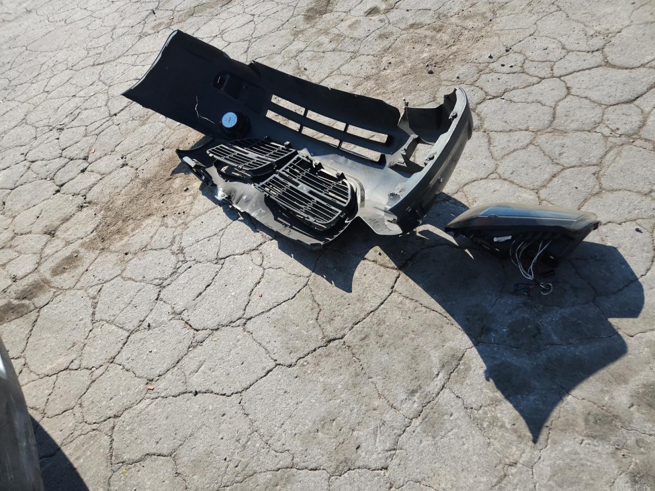 2005 Dodge Magnum Sxt VIN: 2D4FV48V35H570230 Lot: 80493115