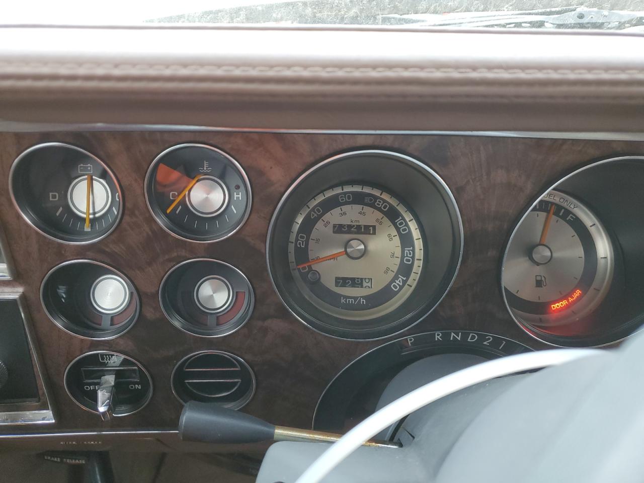1988 Chrysler Fifth Avenue VIN: 1C3BF66P8JW163111 Lot: 81712905