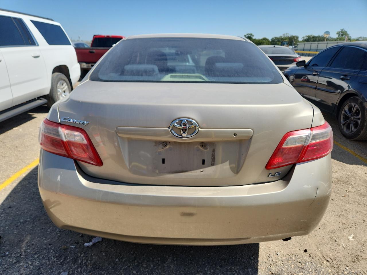 2007 Toyota Camry Ce VIN: 4T4BE46K57R008870 Lot: 81014245