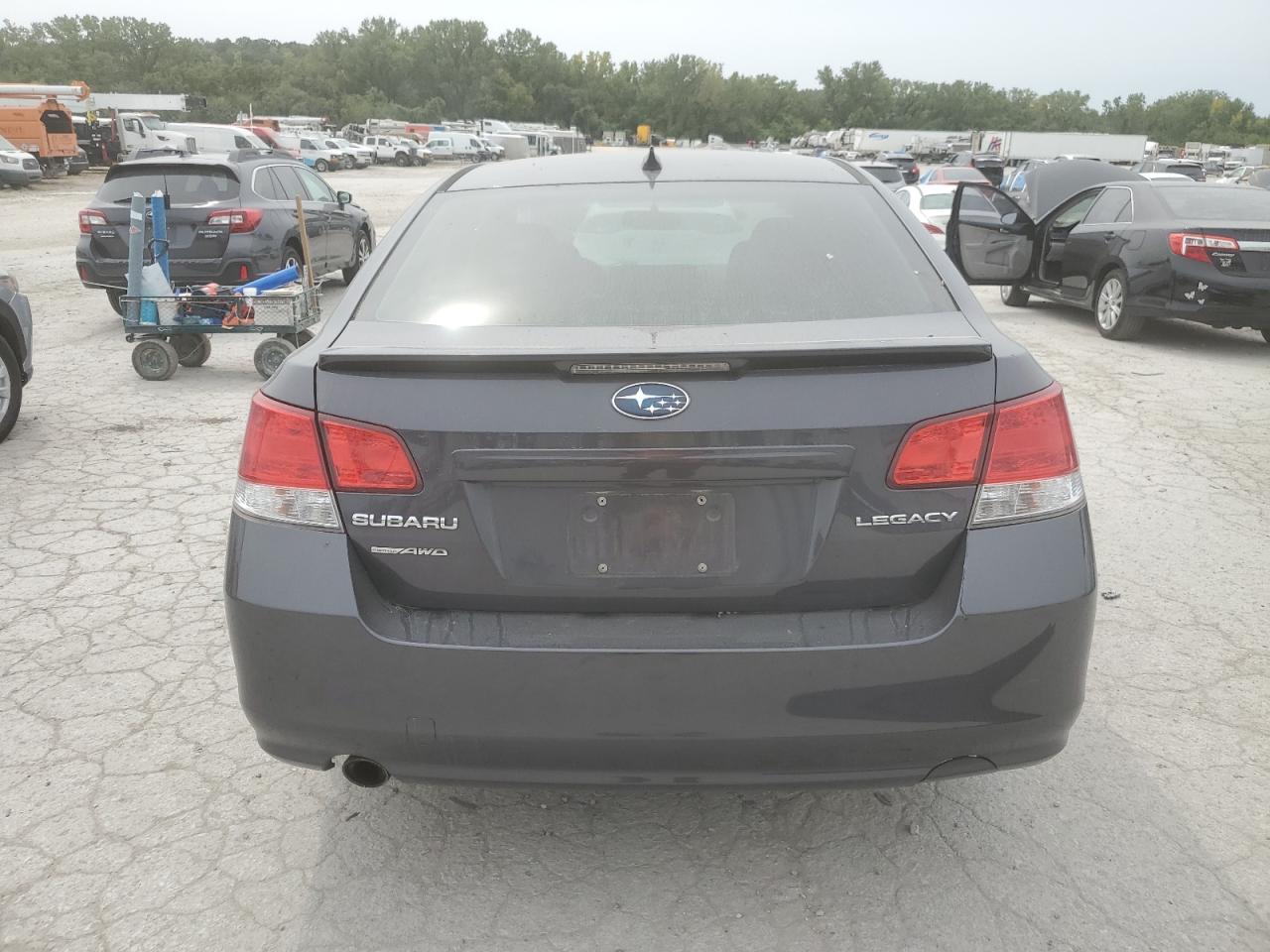 2011 Subaru Legacy 2.5I Limited VIN: 4S3BMCK68B3222495 Lot: 71886605