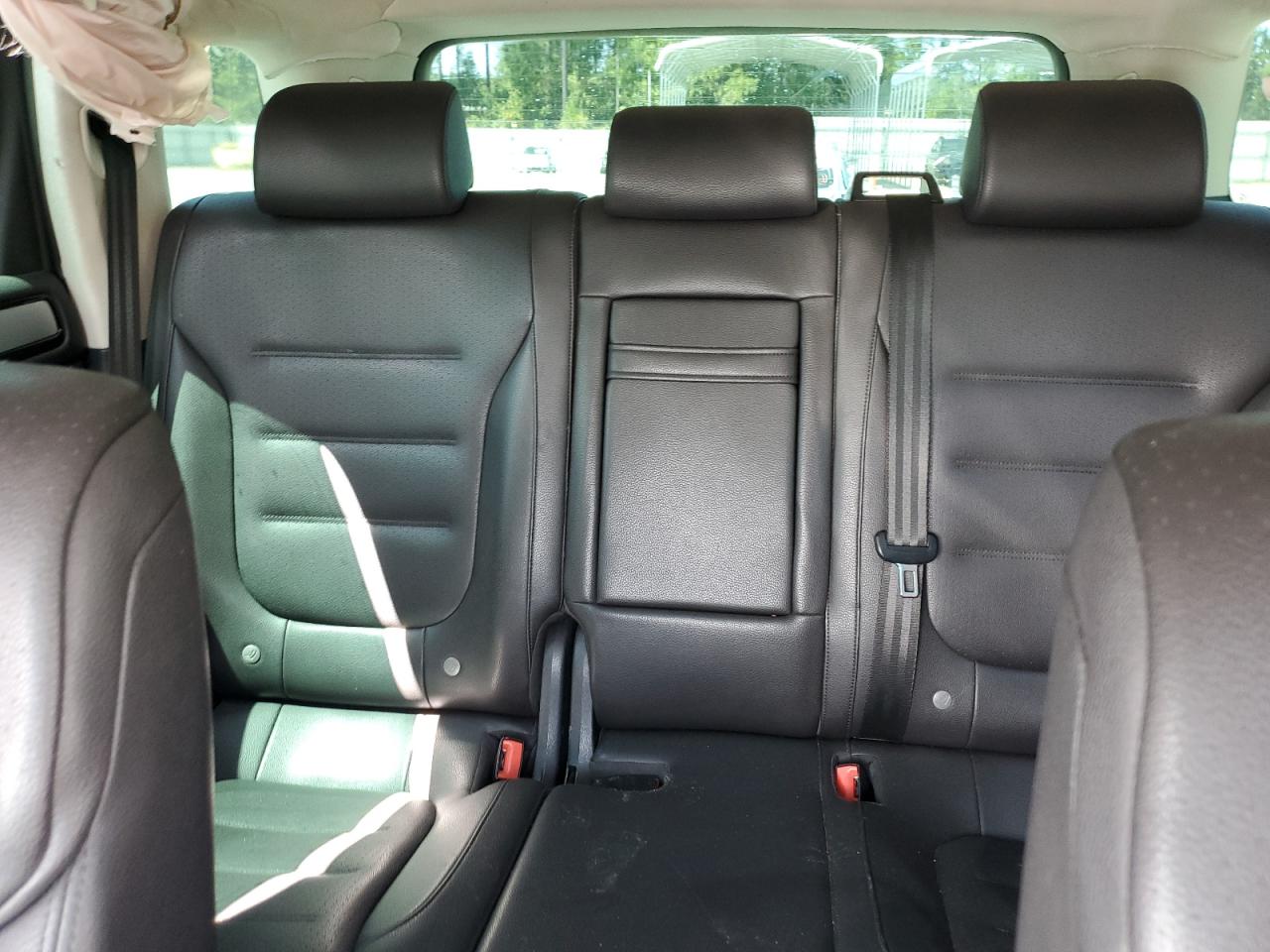 2016 Volkswagen Touareg Sport VIN: WVGEF9BP2GD012359 Lot: 80117145