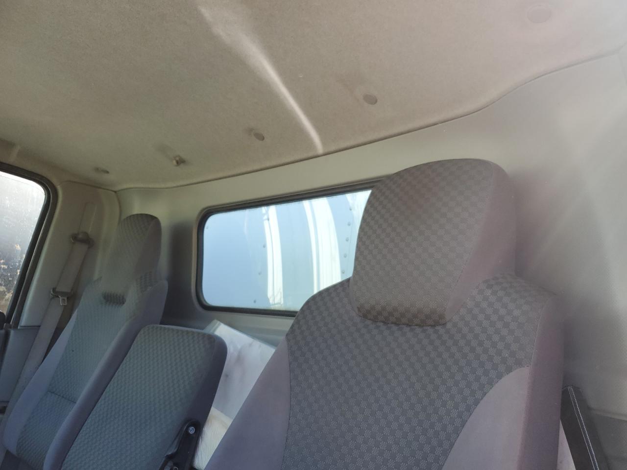 2015 Isuzu Npr Hd VIN: 54DB4W1B1FS800377 Lot: 64923005