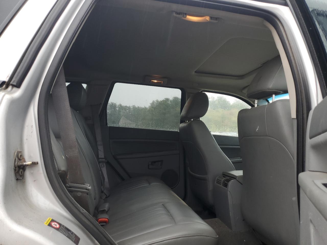 2005 Jeep Grand Cherokee Laredo VIN: 1J8GR48K75C623521 Lot: 81646375
