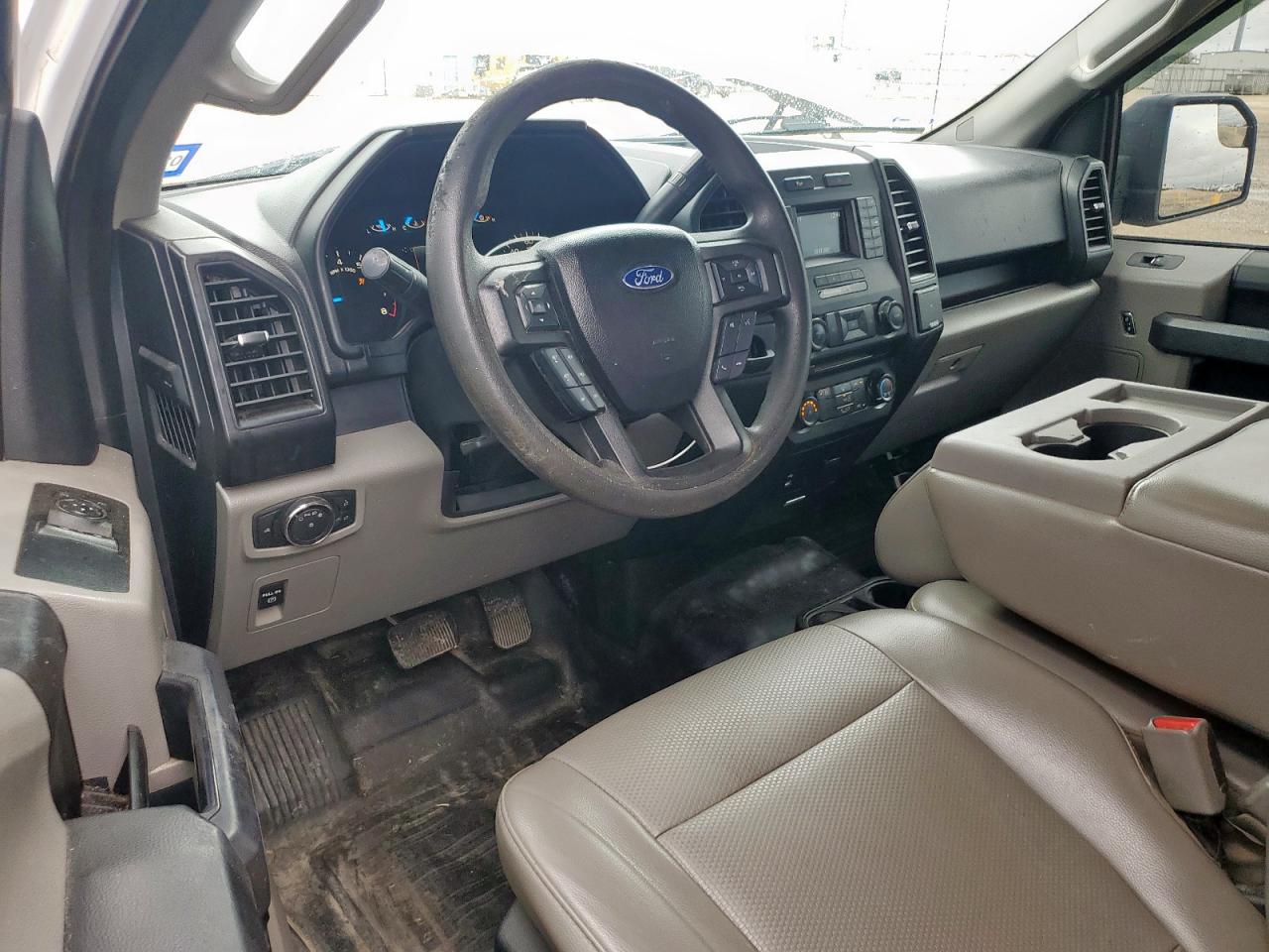 2017 Ford F150 VIN: 1FTMF1C81HKC90580 Lot: 81787995