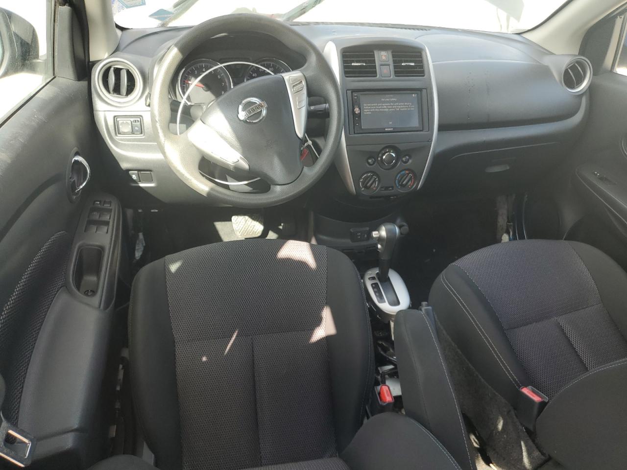 2018 Nissan Versa S VIN: 3N1CN7AP5JL870840 Lot: 81764215