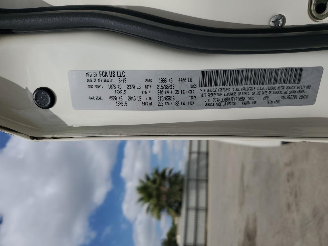 2018 Jeep Compass Sport VIN: 3C4NJCAB0JT471090 Lot: 71976155