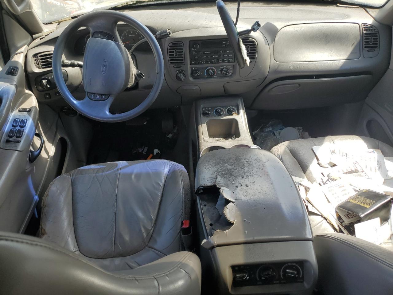 2000 Ford Expedition Xlt VIN: 1FMPU16L4YLA68673 Lot: 71559965