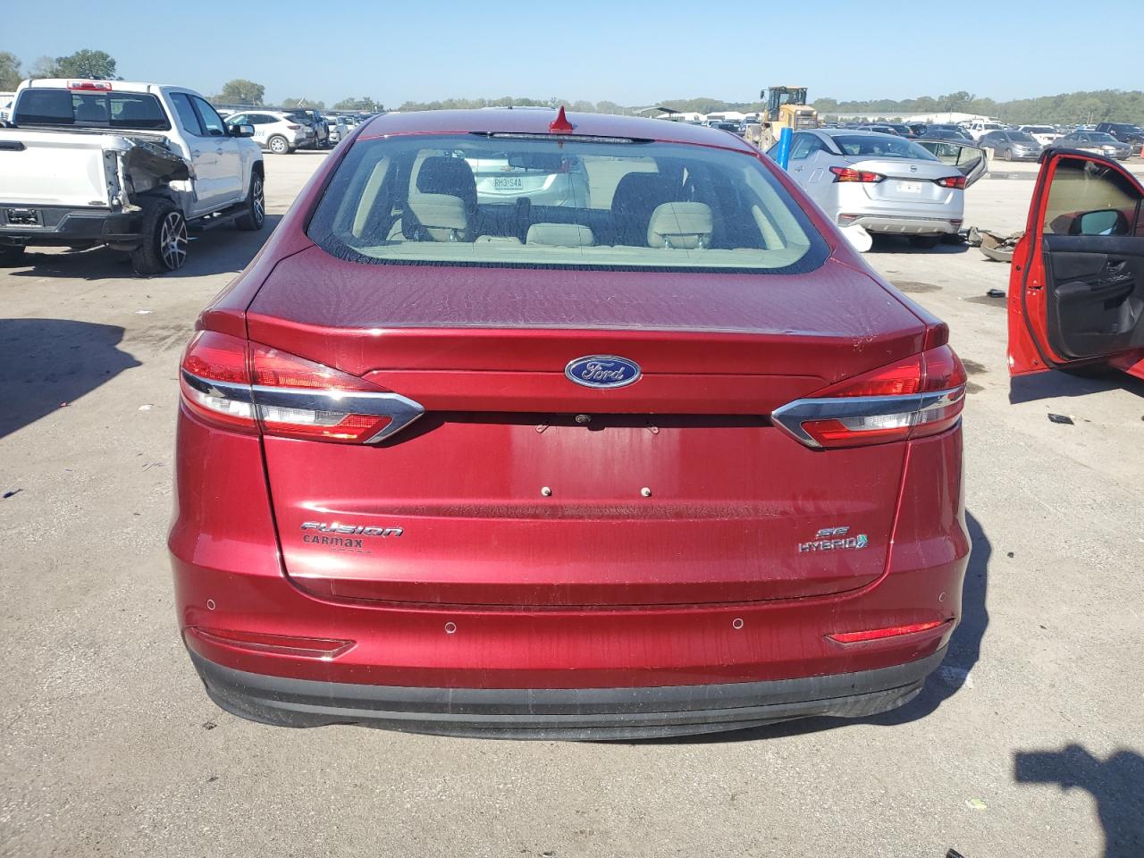 2019 Ford Fusion Se VIN: 3FA6P0LU0KR226746 Lot: 84206525