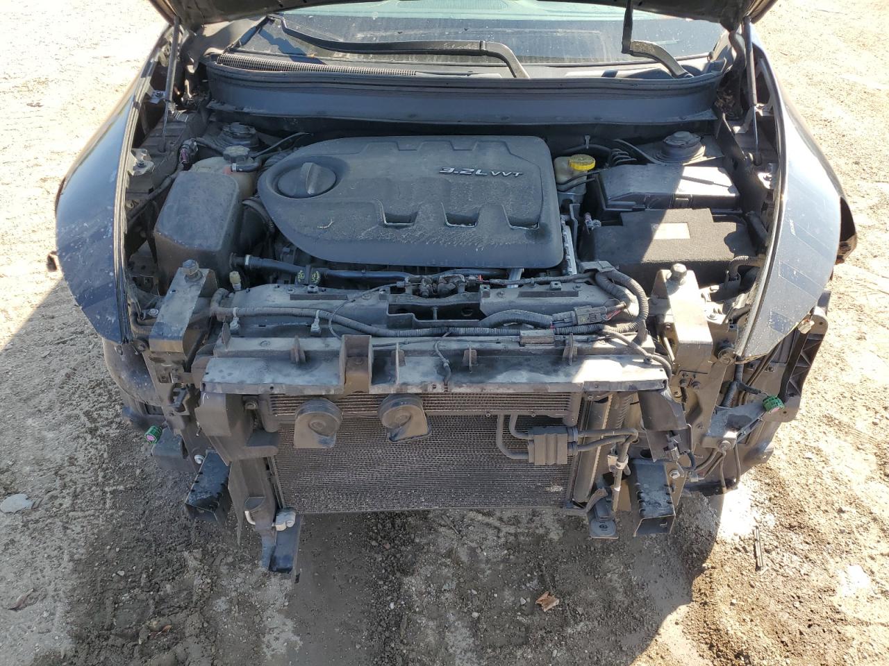 2014 Jeep Cherokee Latitude VIN: 1C4PJMCSXEW120943 Lot: 84464045