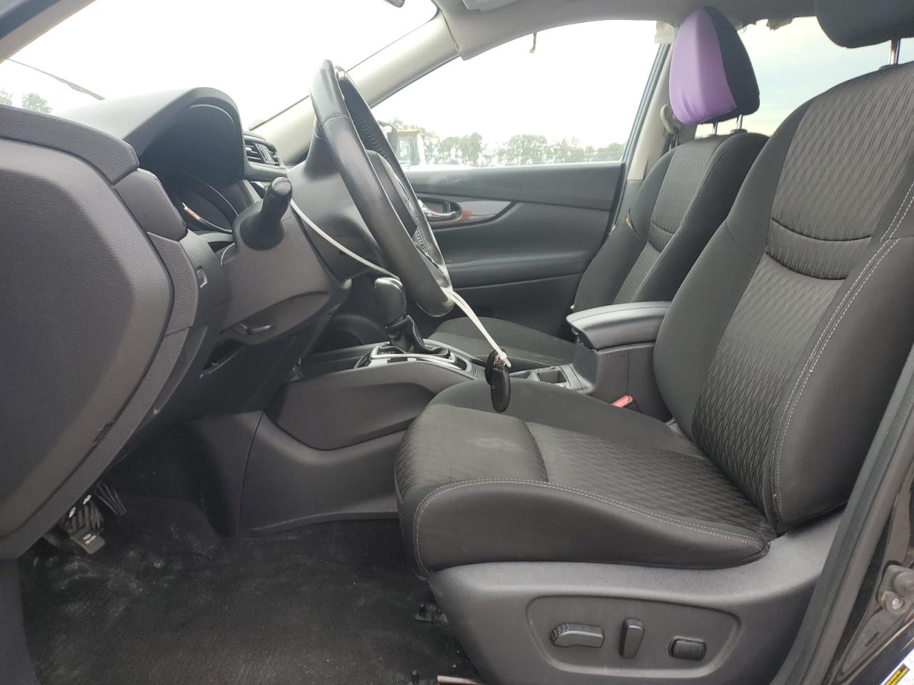 2017 Nissan Rogue S VIN: KNMAT2MT4HP598639 Lot: 80672625