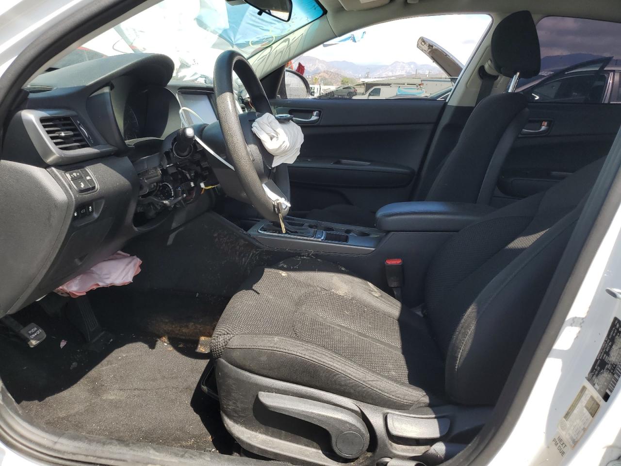 2020 Kia Optima Lx VIN: 5XXGT4L33LG432345 Lot: 70001625