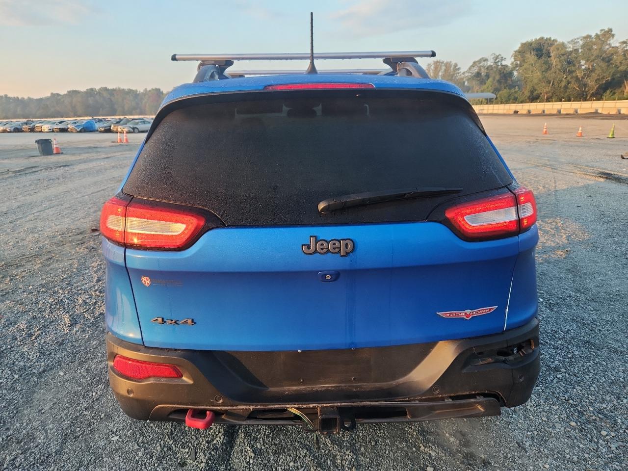 2018 Jeep Cherokee Trailhawk VIN: 1C4PJMBXXJD619941 Lot: 83754425