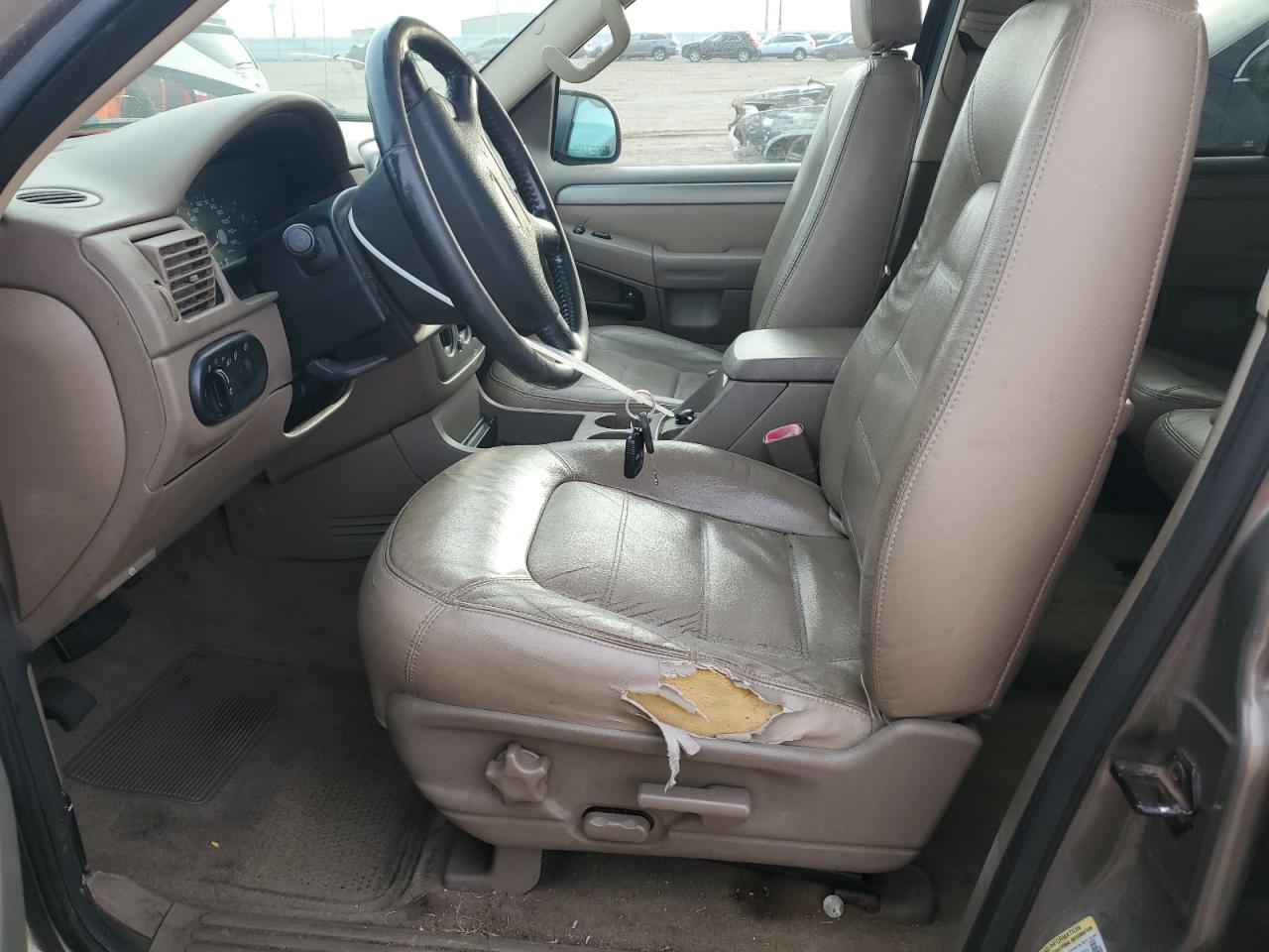 2004 Ford Explorer VIN: 1FMZU73KX4ZA84424 Lot: 81810025