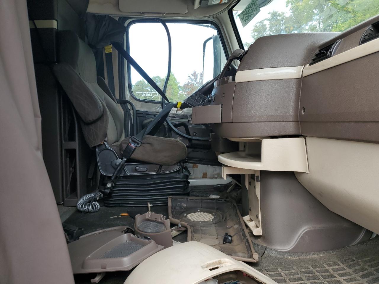 2018 Volvo Vnl Truck Cab And Chassis VIN: 4V4NC9EH4JN896277 Lot: 81436505