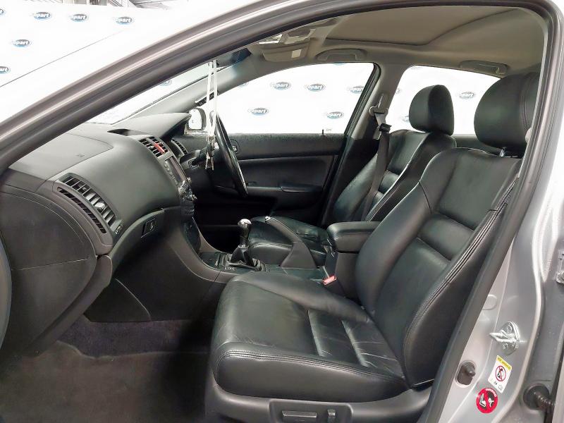 2005 HONDA ACCORD EXECUTIVE