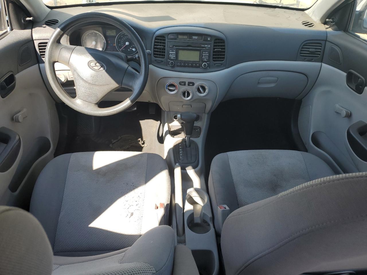 2008 Hyundai Accent Gls VIN: KMHCN46C08U235926 Lot: 69801045