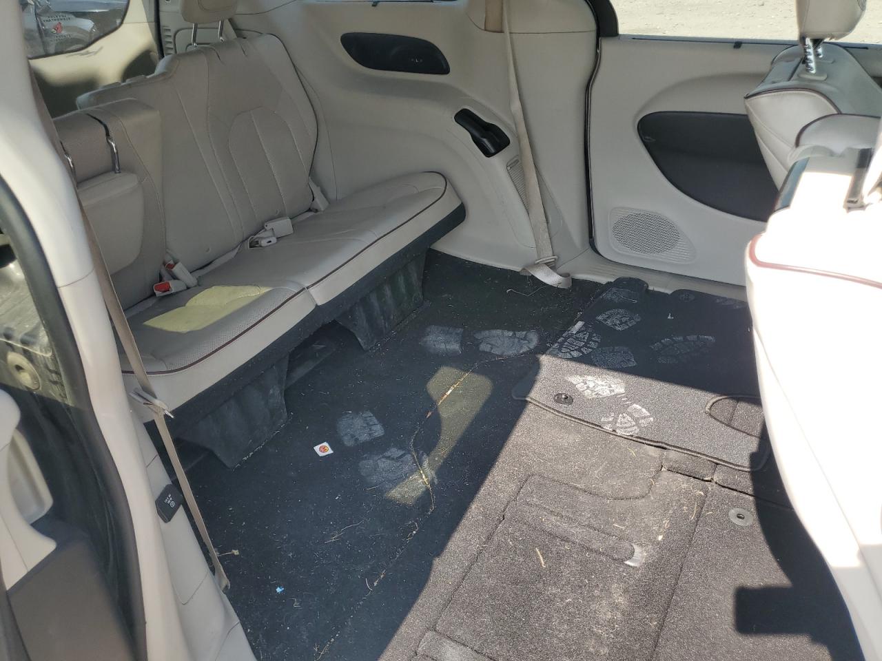 2017 Chrysler Pacifica Limited VIN: 2C4RC1GG6HR507705 Lot: 80587595