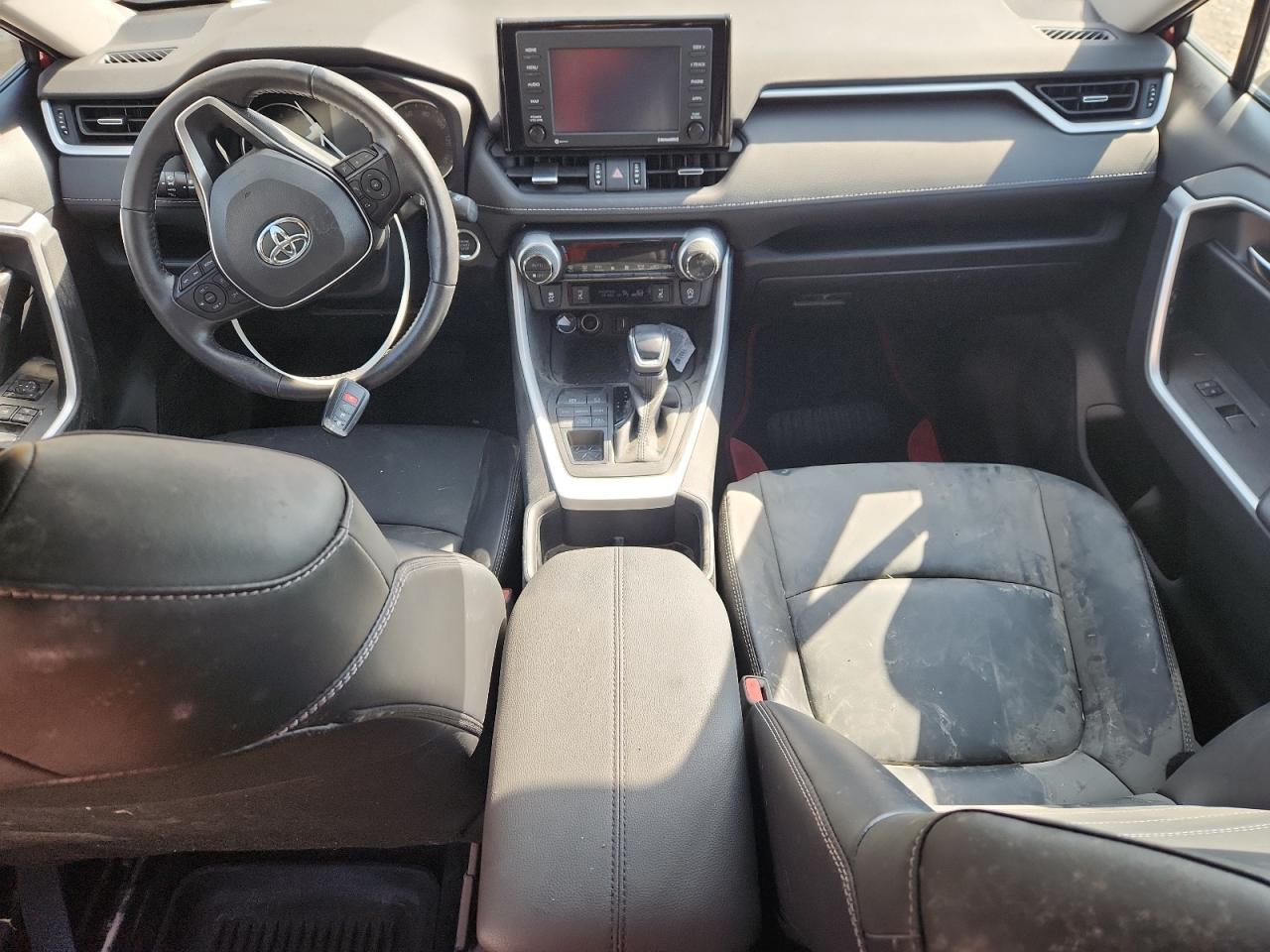 2022 Toyota Rav4 Xle Premium VIN: 2T3A1RFV1NW315899 Lot: 71549805