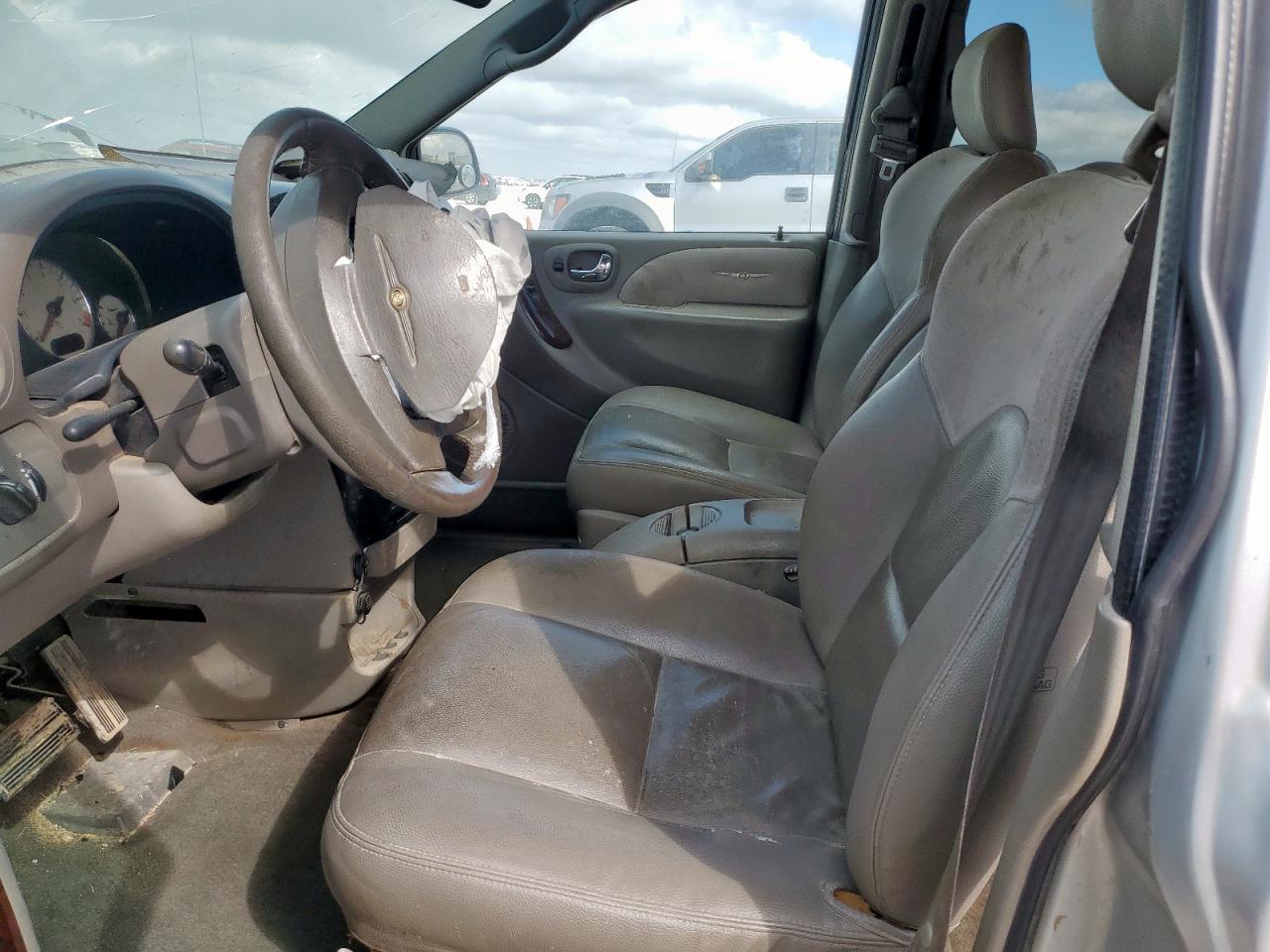 2003 Chrysler Town & Country Limited VIN: 2C8GP64L43R347311 Lot: 81720145