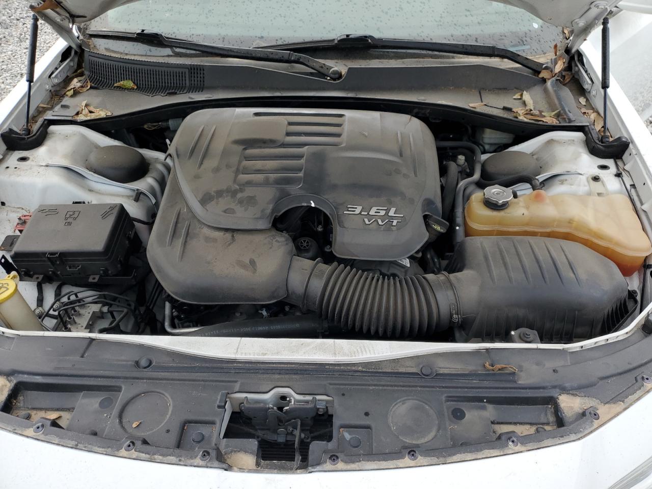 2015 Chrysler 300 Limited VIN: 2C3CCAAG7FH755242 Lot: 82095715