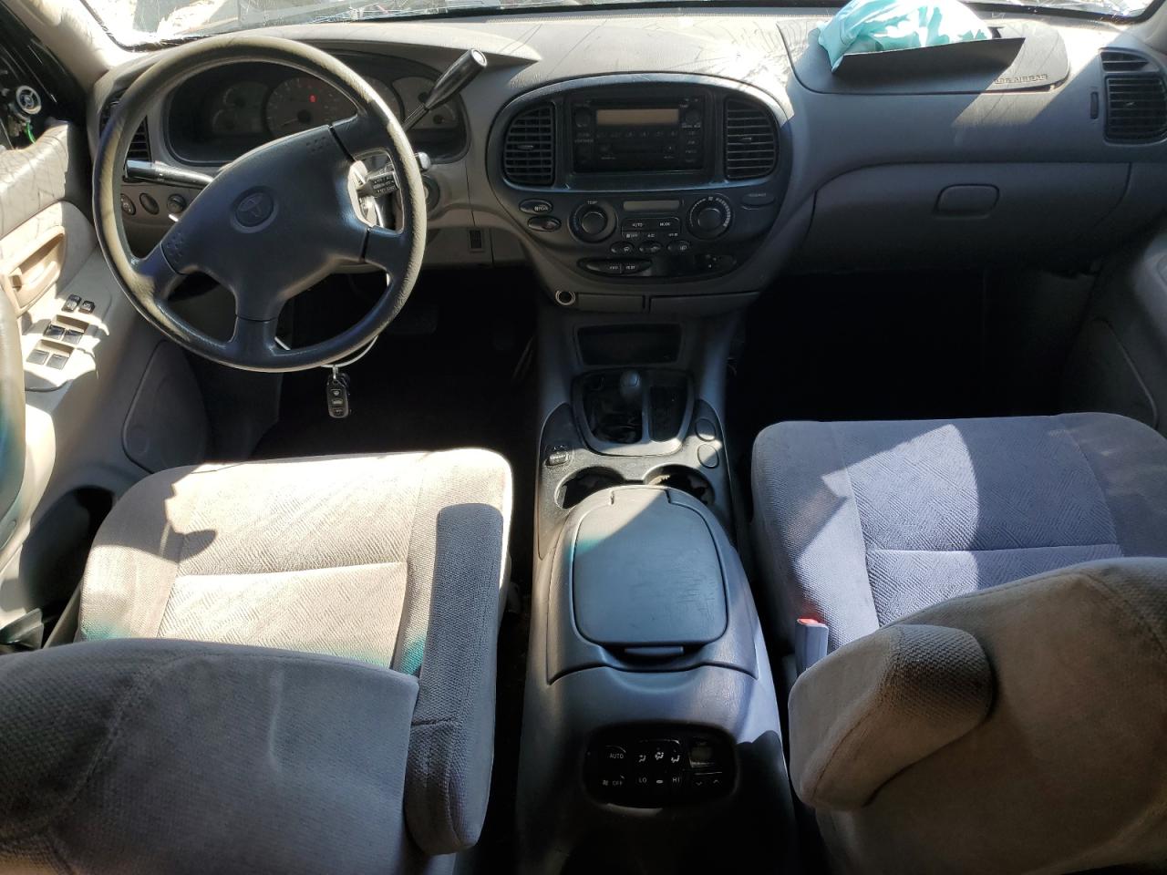2001 Toyota Sequoia Sr5 VIN: 5TDBT44A11S034439 Lot: 81307735