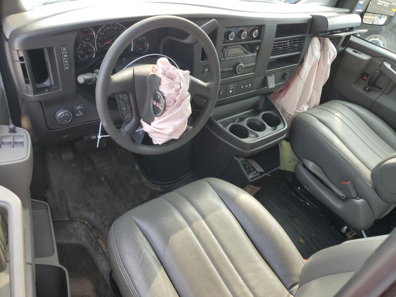 2024 GMC Savana G3500 VIN: 1GTZ7GFP2R1103878 Lot: 71599675