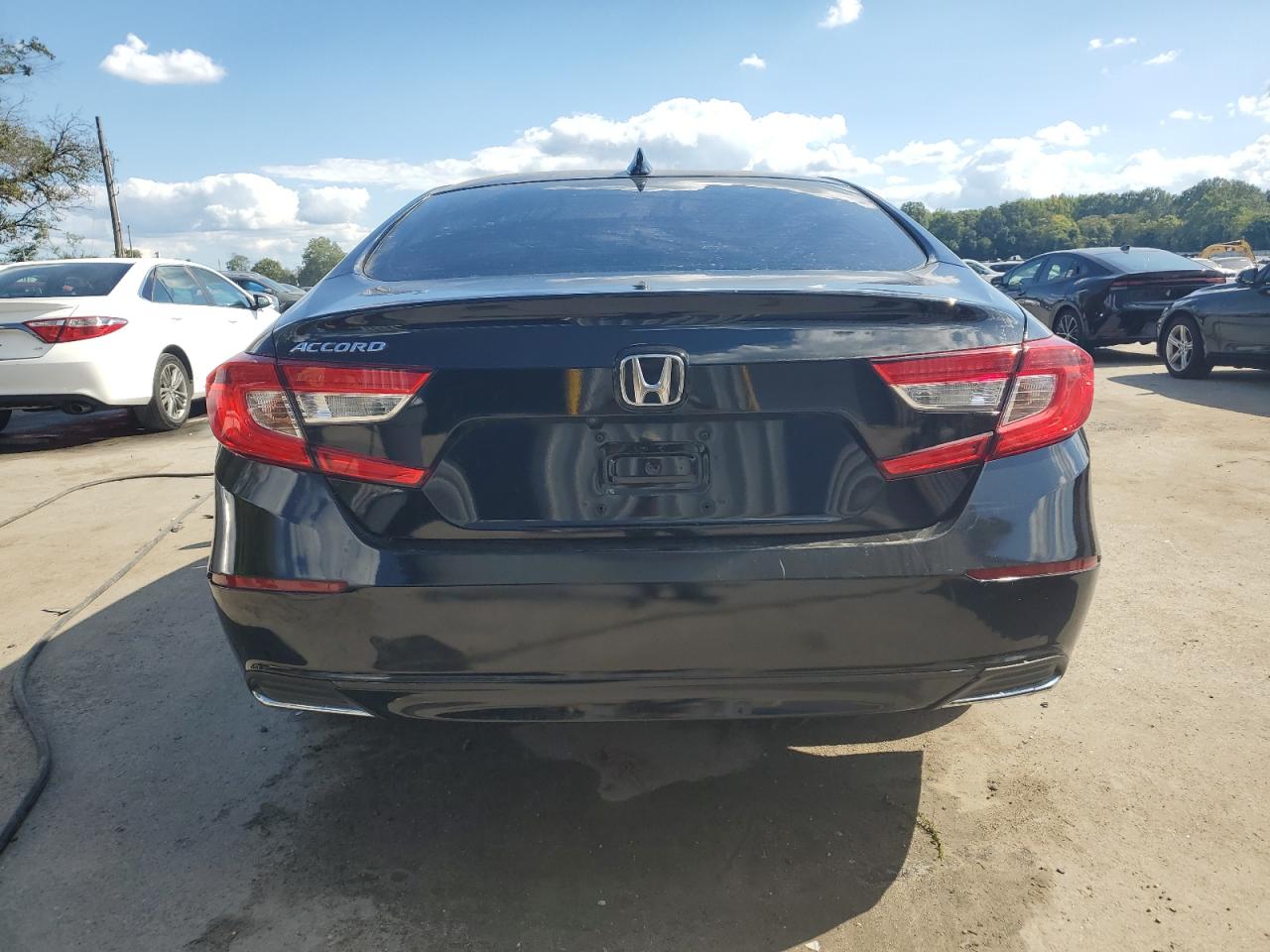 2021 Honda Accord Lx VIN: 1HGCV1F14MA087357 Lot: 71058695