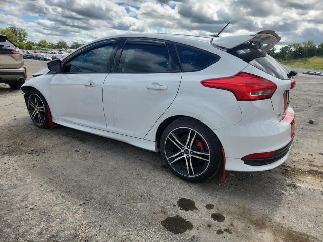  FORD FOCUS 2016 Белы