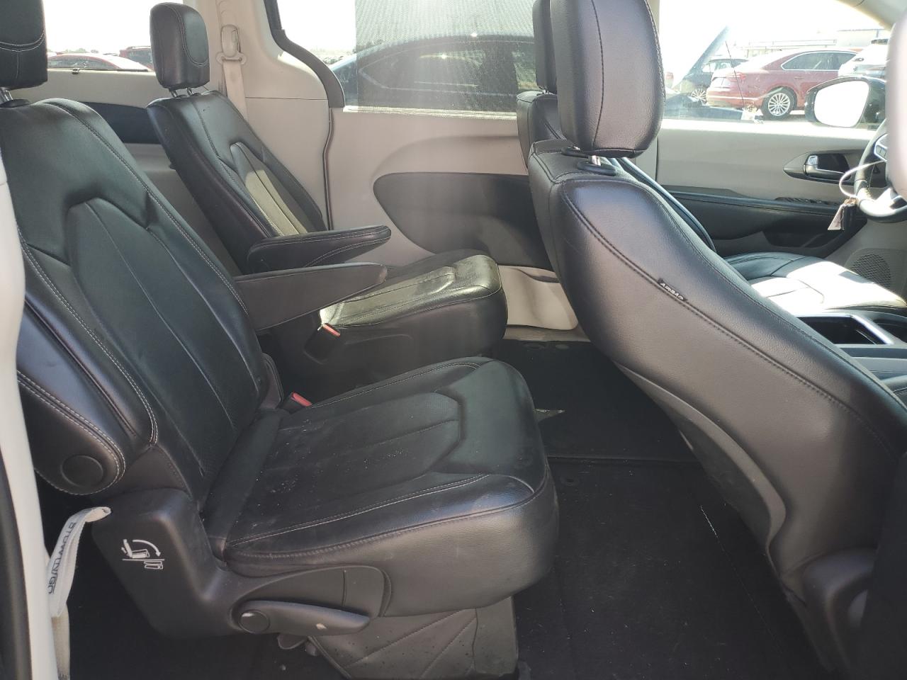 2022 Chrysler Pacifica Touring L VIN: 2C4RC1BG6NR171105 Lot: 71712205