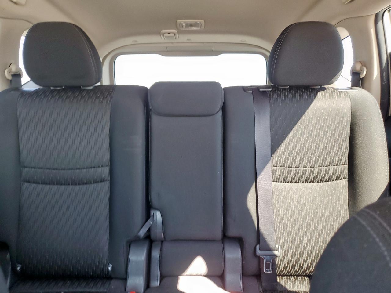 2018 Nissan Rogue S VIN: KNMAT2MT6JP589981 Lot: 84637055