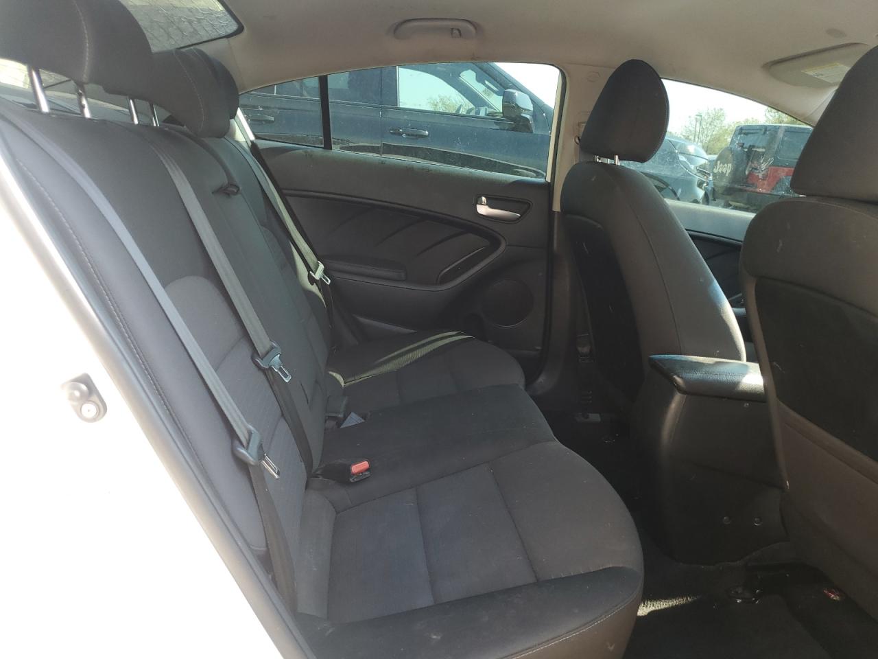 2018 Kia Forte Lx VIN: 3KPFL4A73JE225400 Lot: 63201225