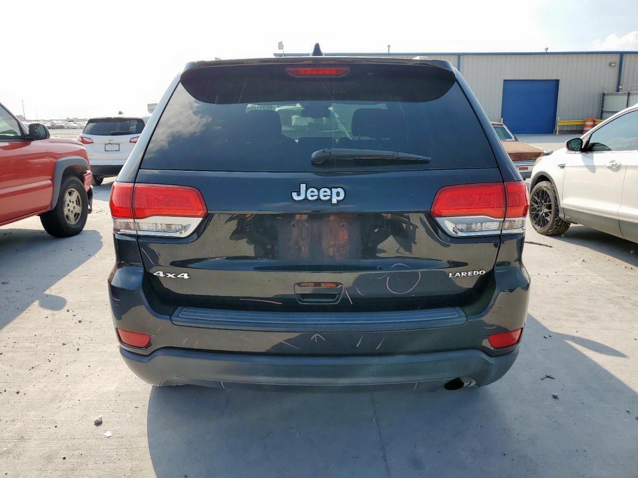 2015 Jeep Grand Cherokee Laredo VIN: 1C4RJFAGXFC689071 Lot: 80991055
