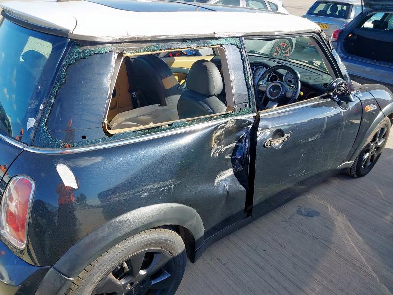 2005 MINI HATCHBACK 1.6 COOPER 3DR